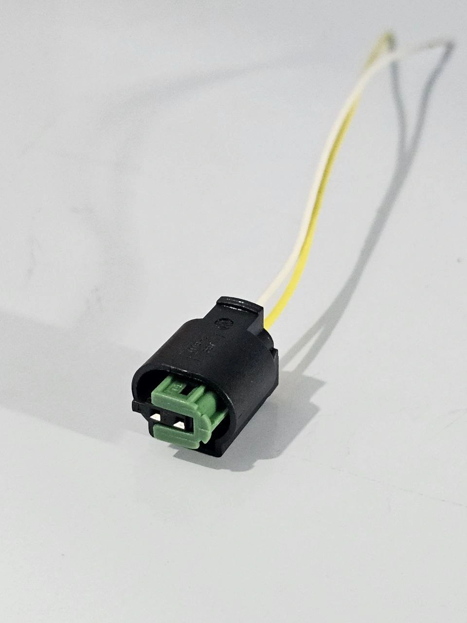 سوکت ABS مدل بوش سر سبز