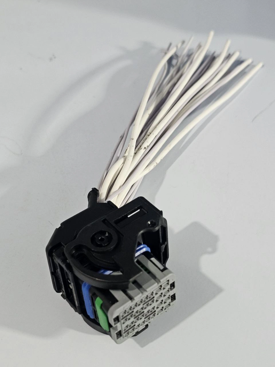 سوکت 32 خانه ECU مشکی و طوسی
